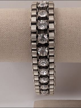 Loren Hope Carly Silver-Tone Bracelet with Clear Crystals 0103